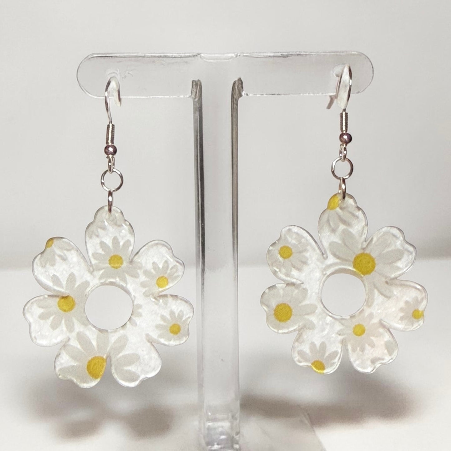 Daisy Dangles